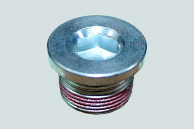 фото пробка резьбовая масляного насоса isf3.8 4947072 