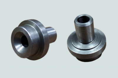 фото ось ролика натяжного 5256103 isbe 3935229 